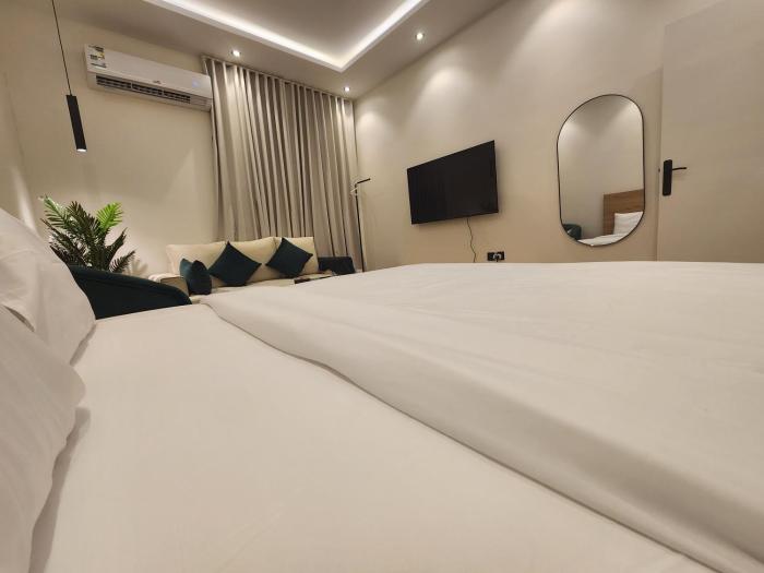 Stylish Studio - Modern Touch - Prime Al Aqiq Spot