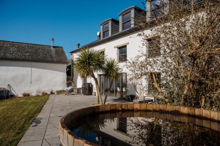 5 Star Large Farmhouse Near The Beach With Hot Tub & Sauna - Porth, Near Newquay