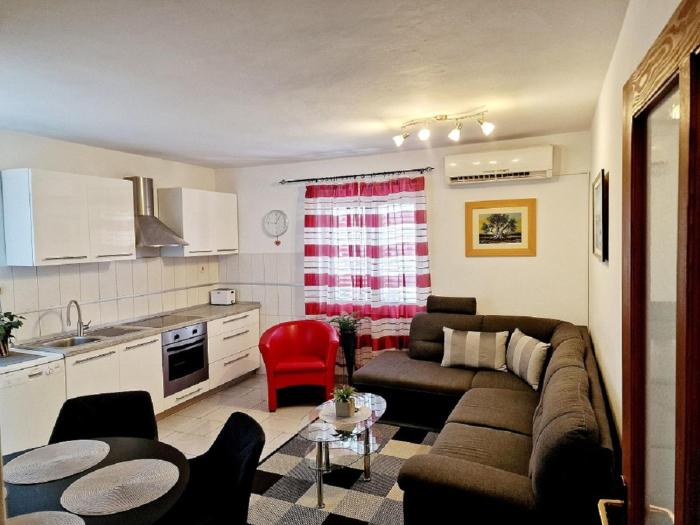 Drive & Stay Korčula