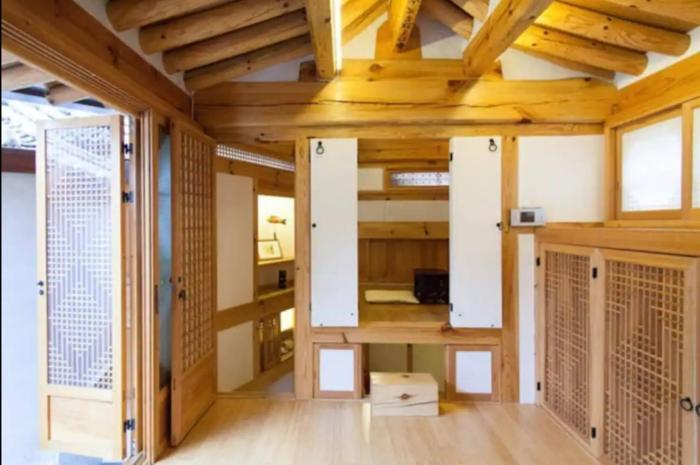 Korean traditional house built by masters