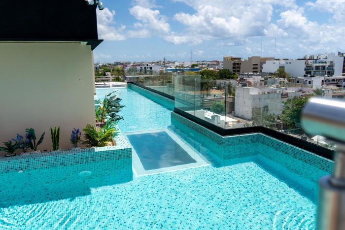 Elegant Lux Condo - Fast Wi-fi- Near the Beach