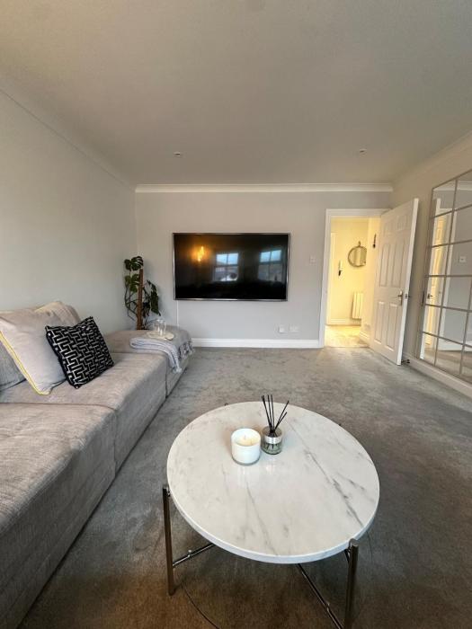 Luxury contemporary Apartment