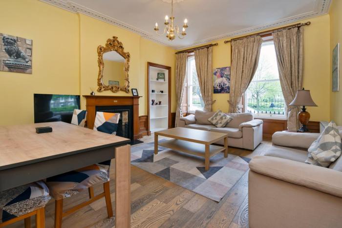 Cozy 2BR Retreat - City Centre