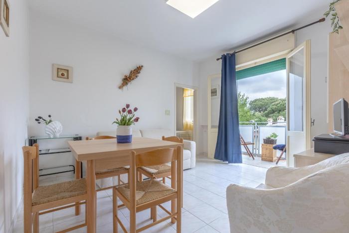 Lido Beach Escape with Balcony x5!