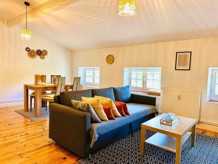 Le Charmant Boisé - T2 Centre Ville 7 min Cité Médiévale