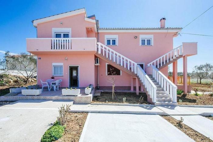 Apartments with WiFi Vrsi, Zadar - 23537