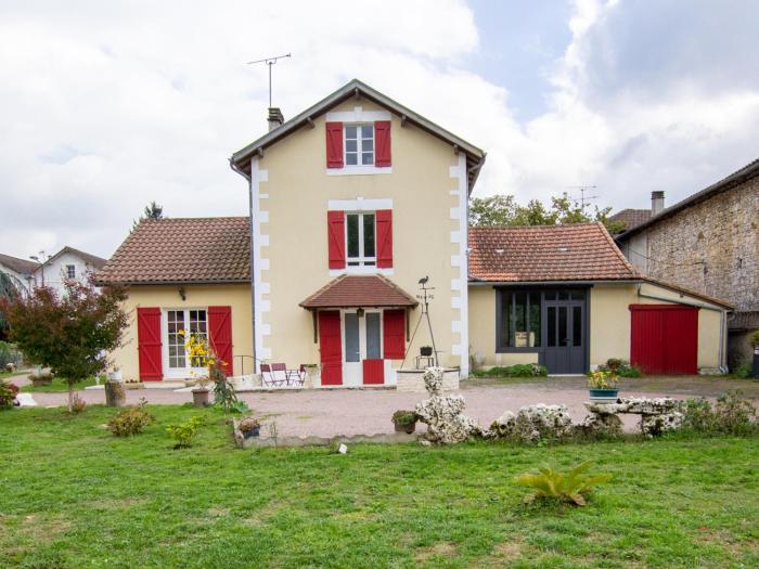 Maison confortable, charmante, jardin clos, proximité sites historiques - FR-1-616-177