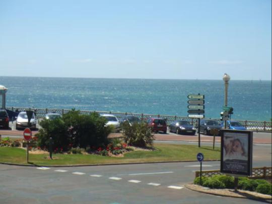 Studio Les Mouettes, vue mer, quartier des Présidents