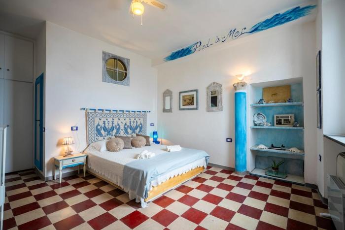 Sea view in the heart of Piombino