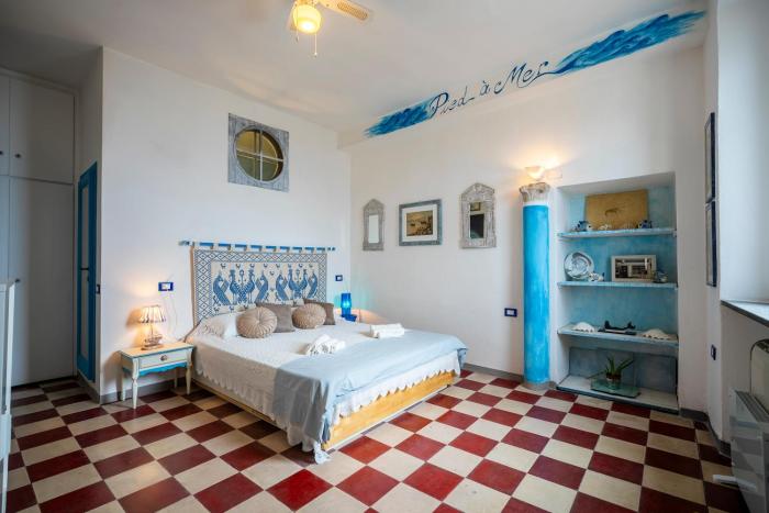 Sea view in the heart of Piombino