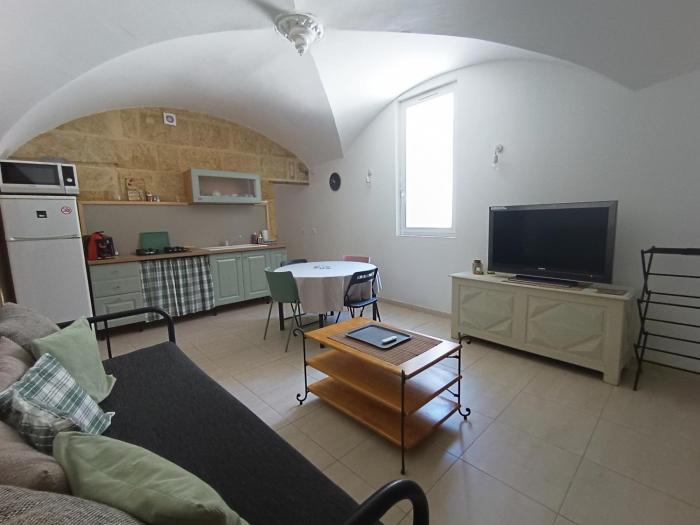 Dans maison de maître, appartement indépendant.