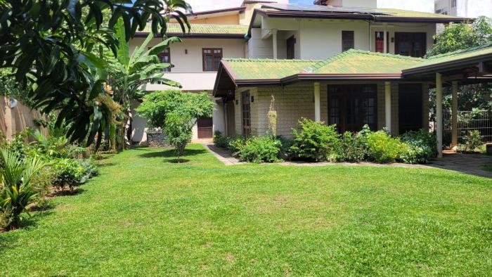 Spacious and Serene Family Home in Colombo