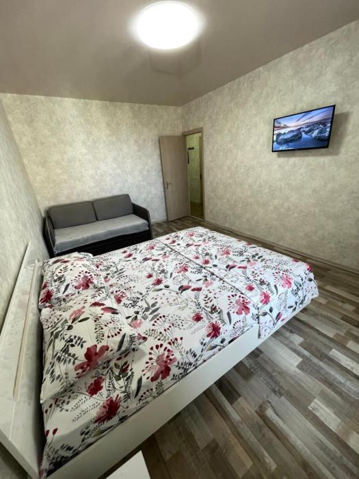 Comfort apartment Tairova Radugniu