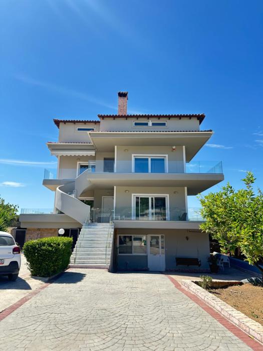 Agia Marina apartment