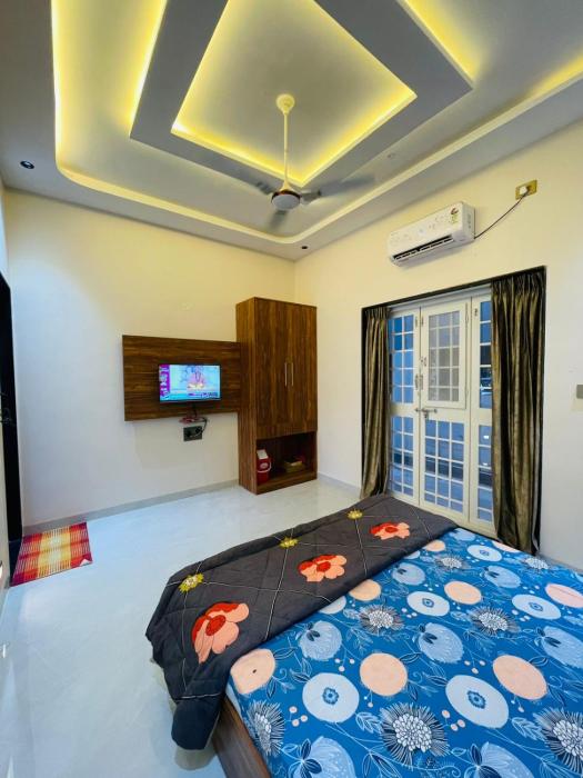 Raj Resort - Luxury Lodge & Stay