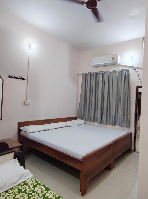 Kashika Paying Guest House