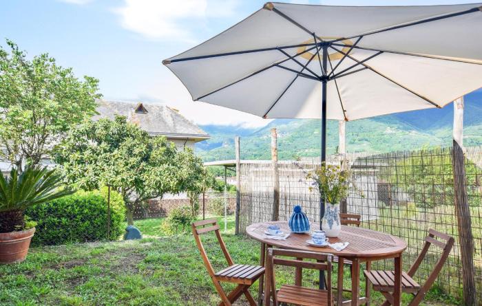 2 Bedroom Cozy Apartment In Camaiore