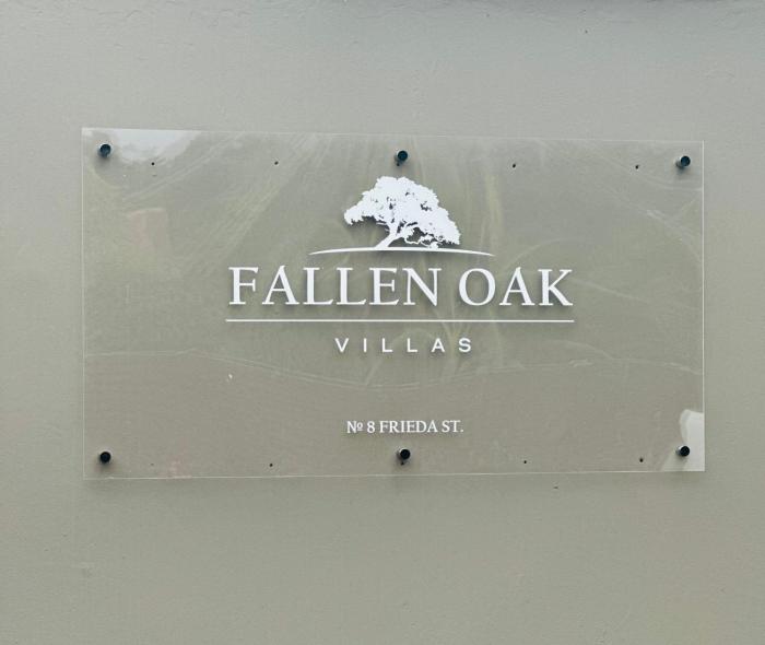 Fallen Oak Villa 1