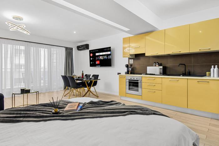 InCity Studio - Near Bucharest Mall, Balcony - RH Living