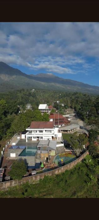 The Pintu Langit Resort