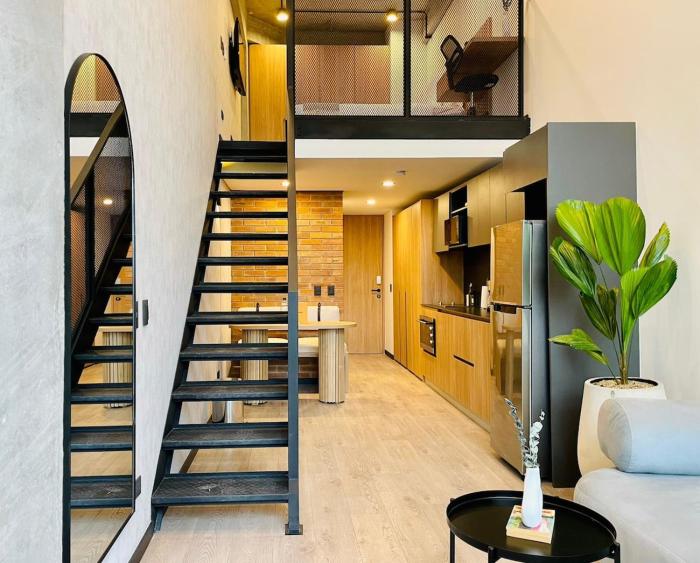 Modern Luxury Loft near El Virrey Top Floor