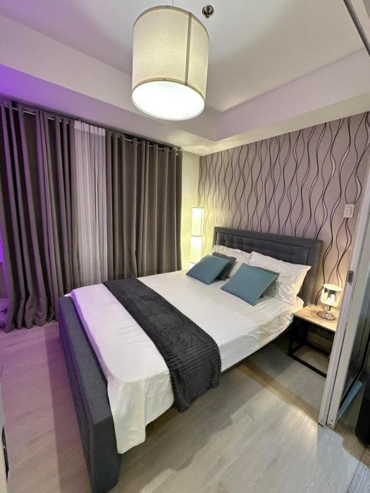 1BR Condotel in Azure Urban Resort Near NAIA #TRO3