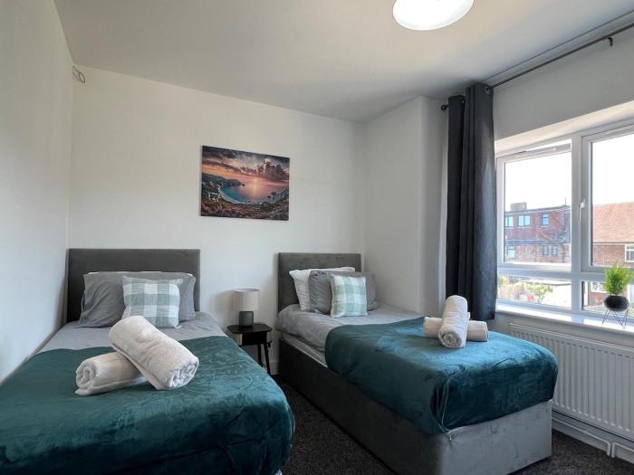 New Build-Free Parking-EV charging-3 Bedrooms-3 showers