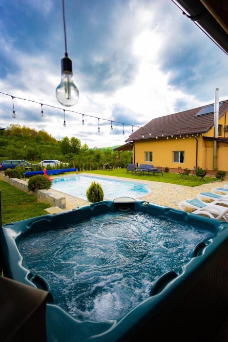 David House Piscina incalzita si jacuzzi