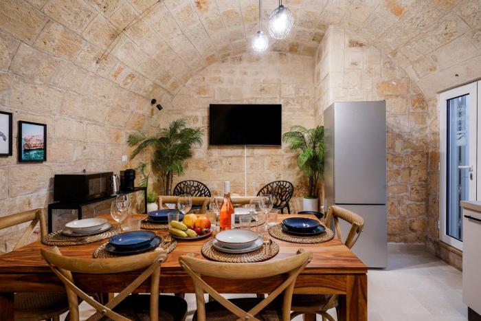 Vico Farinella Apartment by BarbarHouse