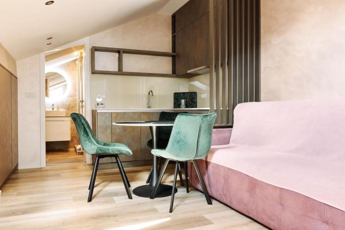 Center Queen size bed Sofa additional living area for 2