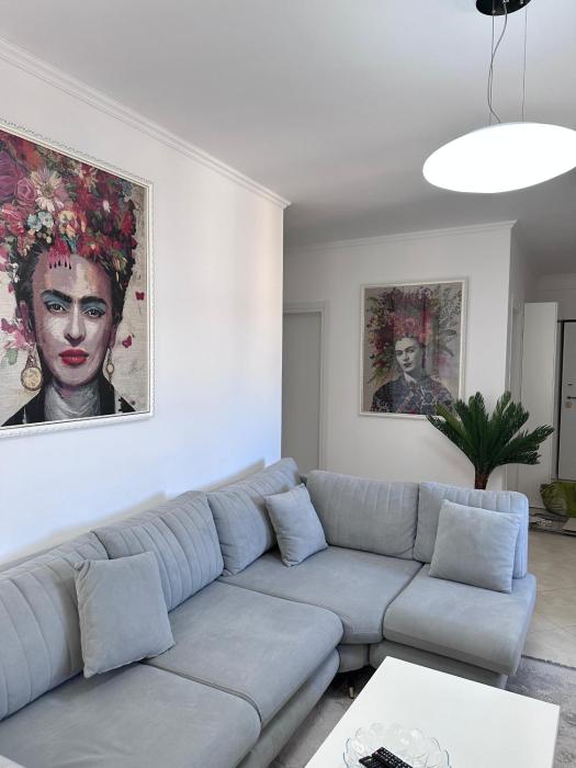 Lungo Marenewly furnished 2+2 apartment