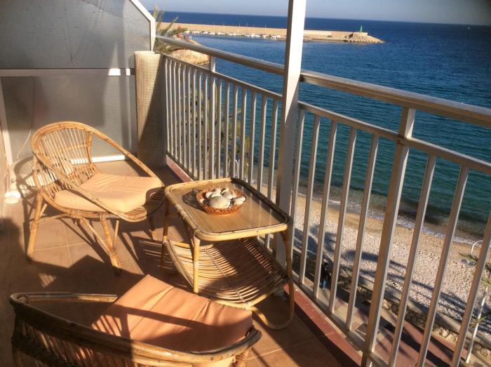 Jávea, sólo verás el mar