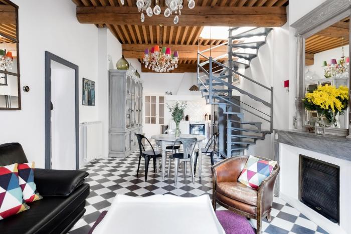 Modern Provençal Village House of 1300 Square Feet