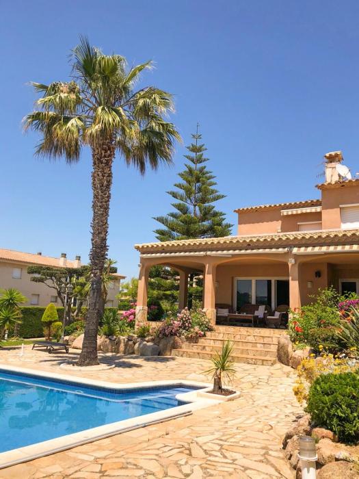 Summer house in Sagaró