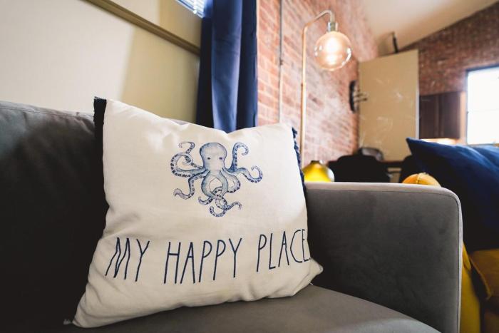 Industrial Escape 2bd 2bath