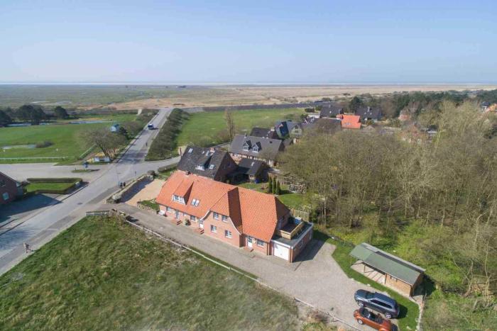 Wohnung EG hinten ID 183