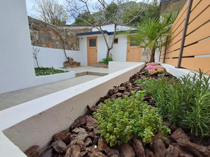 Rozalija house - Počitniška hiša z vrtom ob reki Soči v Solkanu