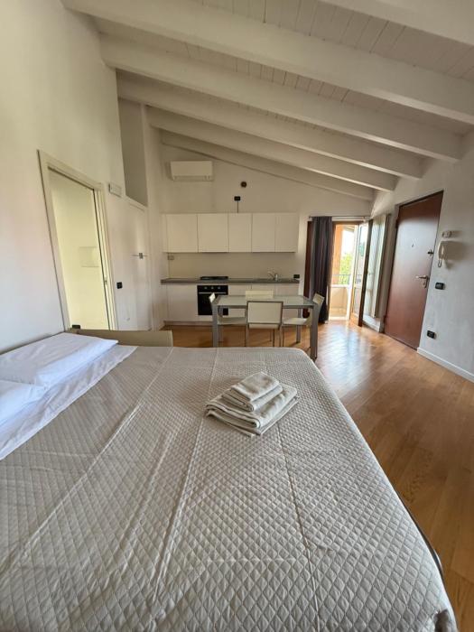 Golden Beach Apartment