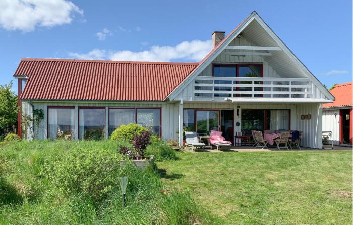 Beautiful Home In Knebel With Sauna