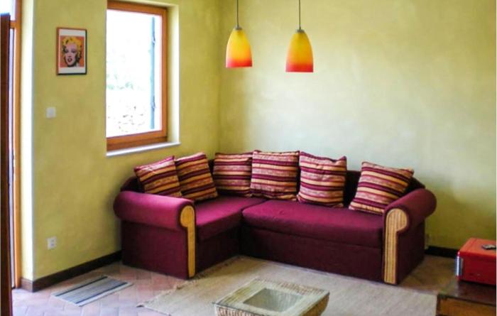 1 Bedroom Lovely Apartment In Nerezine