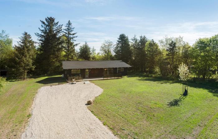 4 Bedroom Gorgeous Home In Oksbøl