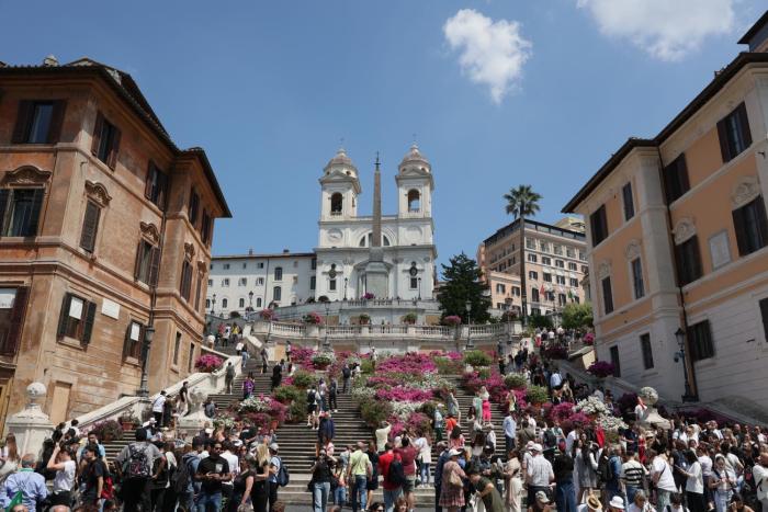 Deluxe Spanish Steps