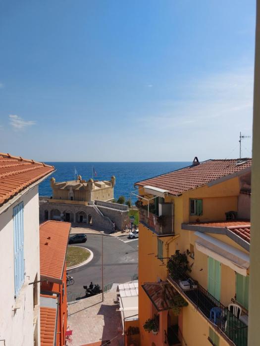 T4 Old Town Menton - Mer-Cœur de la Piétonne