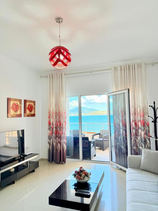 Red Infinity SeaView Apartment Saranda