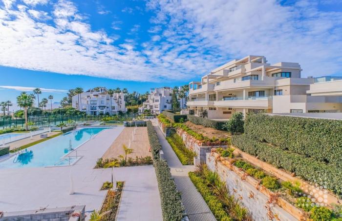 Beautiful Velaya beachfront 2 bedrooms RDR496