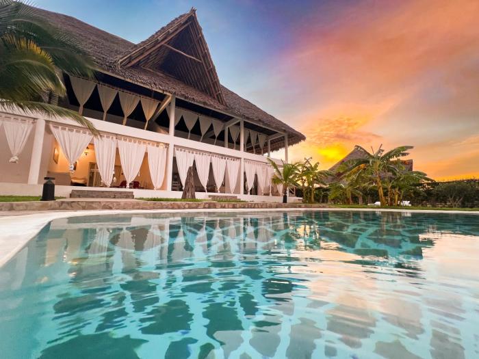 WEBER LUXURY APARTMENTS KENYA - Maisha Resort