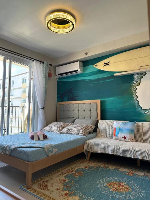 Sun Drift Studio near airport with Pool and Parking