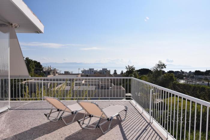 Stunning Seaview Apartment in Mati, Nea Makri