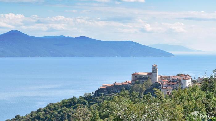 Studio apartment Peršić