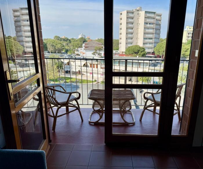 Ampio appartamento in centro con vista - terrazze, parcheggio gratuito e Wi-Fi